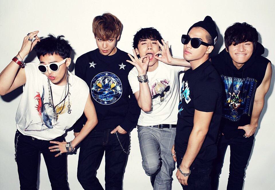 pinaoBIGBANG's tweet photo. ジヨンべよりのオールぺん

#twitter上にいるBIGBANGぺん全員と繋がるのが密かな夢だったりするのでとりあえずこれを見たBBペンさんはrtもしくはフォローしていただけると全力でフォローしに行きます！！！！！
#拡散希望 https://t.co/jBEBrtqc76