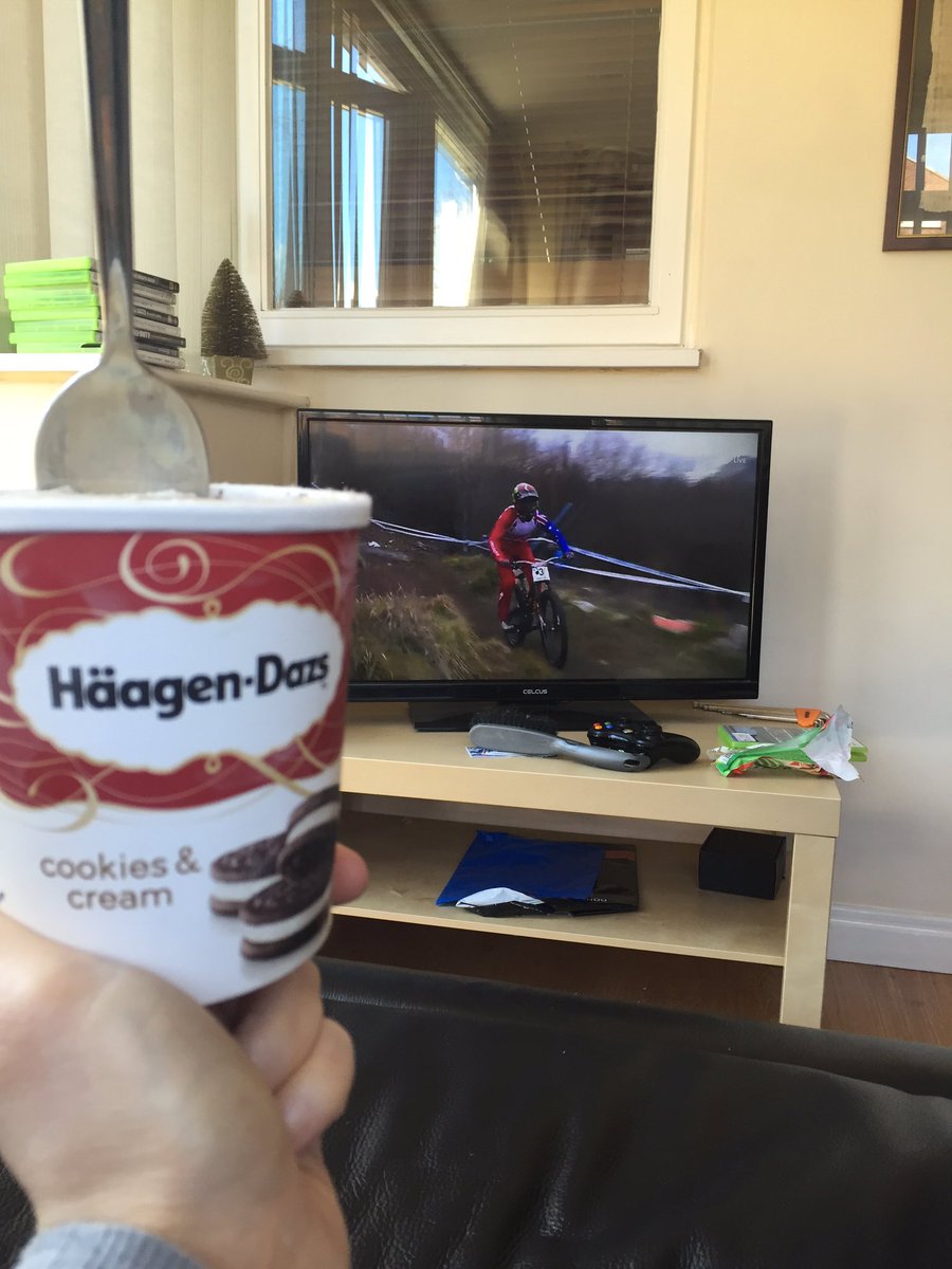katflaps's tweet image. Ice cream and DH World Cup #Lourdes ❤️