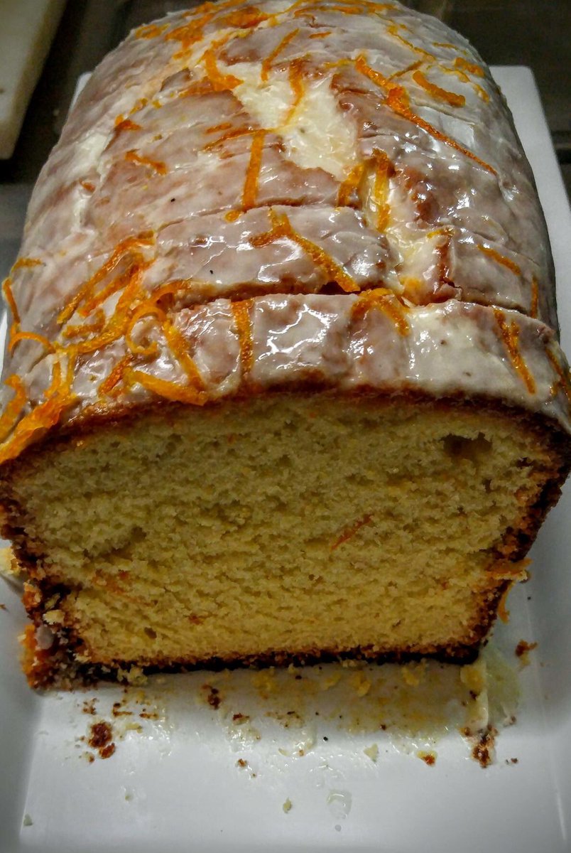 BroBrewCrew's tweet photo. Get your vitamin C and have a zesty day with fresh cranberry orange scones and orange pound cake! 🍊 https://t.co/rMGV4VH5S1