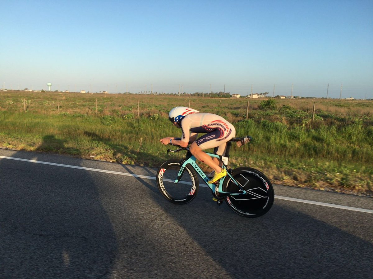 IRONMANLive's tweet photo. #IM703Texas @starykowicz is pulling away from the field early on the bike. https://t.co/yn4x4LB3Dk