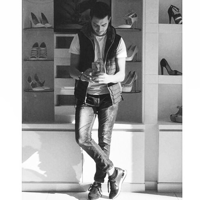 juoodx's tweet photo. Follow plz 🎤🍬
📷https://t.co/A3AEF9Lb9O
#RaphaelJabbour
🐥 @RaphaelJabbour1
#RJTeam #YPG #QIFF2016 #COYG https://t.co/204CppTopH