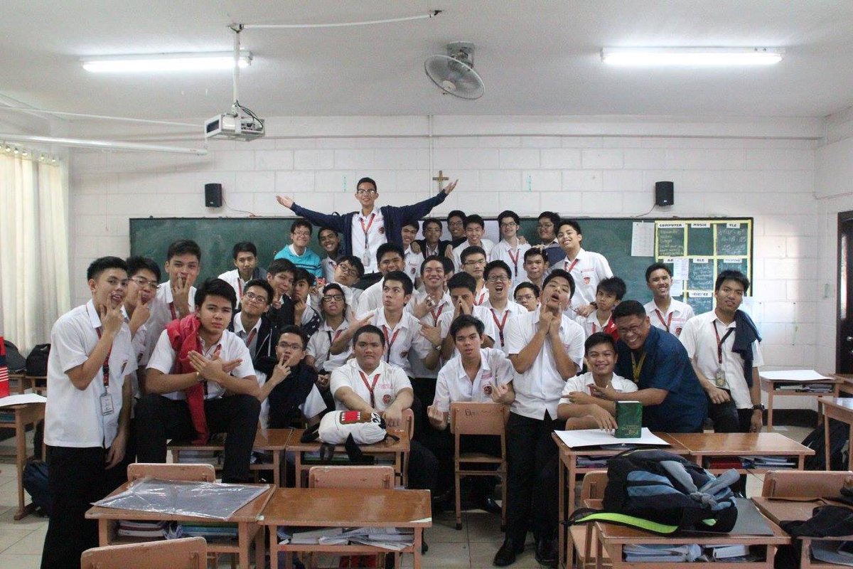 3AMBROSIANS's tweet photo. WE LOVE YOU AND WE WILL MISS YOU IN CLARET PAPA BETCH!!! #tuplok #barbarians #3SAM  #3rdyearlife https://t.co/gYglyPGBcn