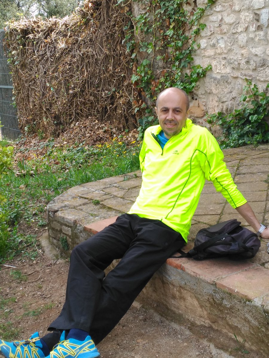 2220ara's tweet photo. Passeig martinal per #ElRodal #Sabadell.....a fet un mati espectacular https://t.co/dzSVvDVHyD