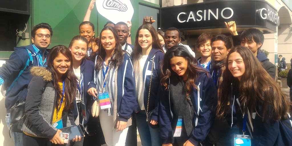 UnileverFLL's tweet photo. Earlier today in London: cool breeze, sunshine &amp; the #UnileverFLL teams ready to take over the city! https://t.co/qFMtbGnqJl