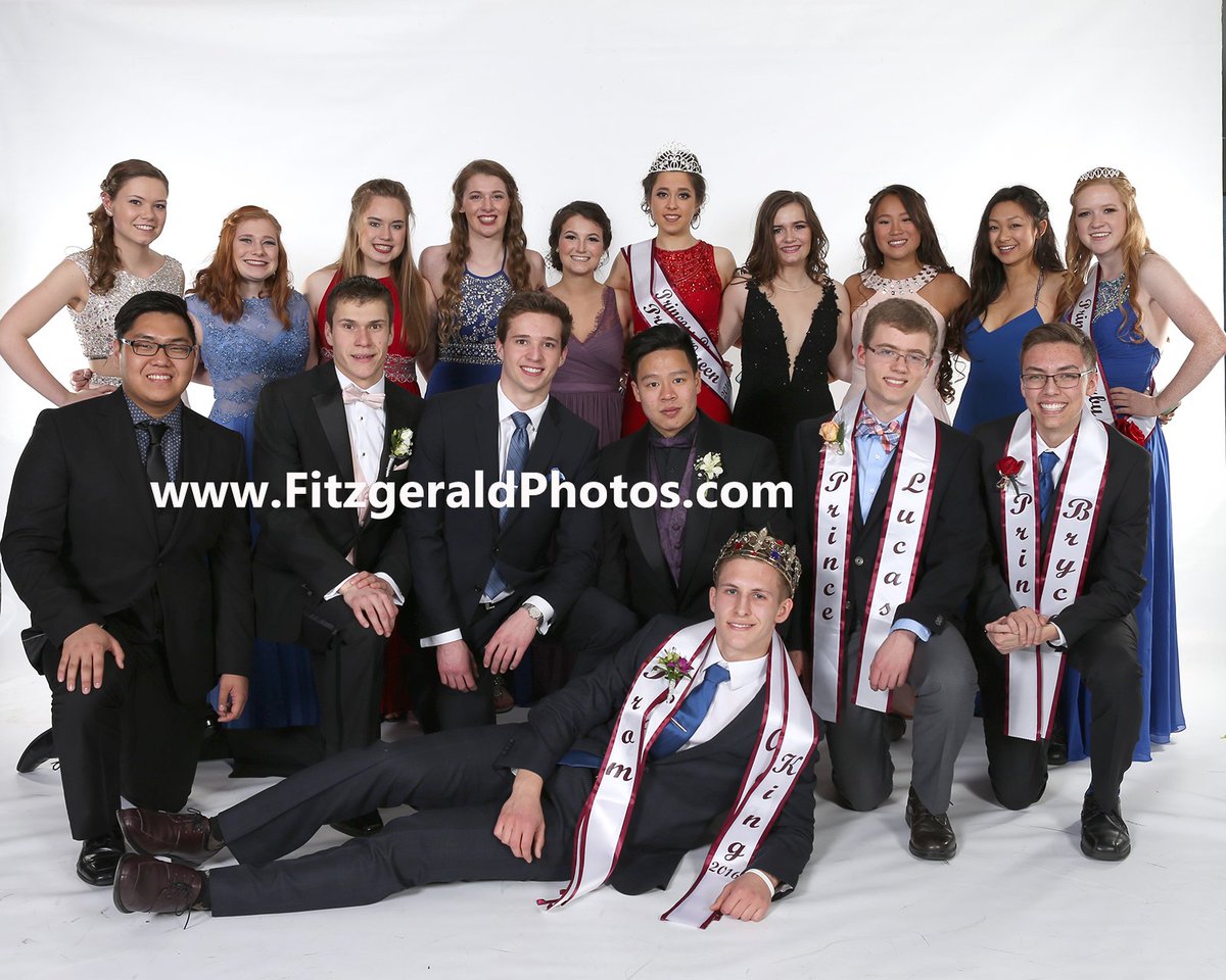 FitzgeraldPhot1's tweet photo. Prom Pictures are online Thanks for another fun prom @DimondStudGov 
@lynxdimond 
https://t.co/yEM7H5gu7U https://t.co/2DIMMZaOZz