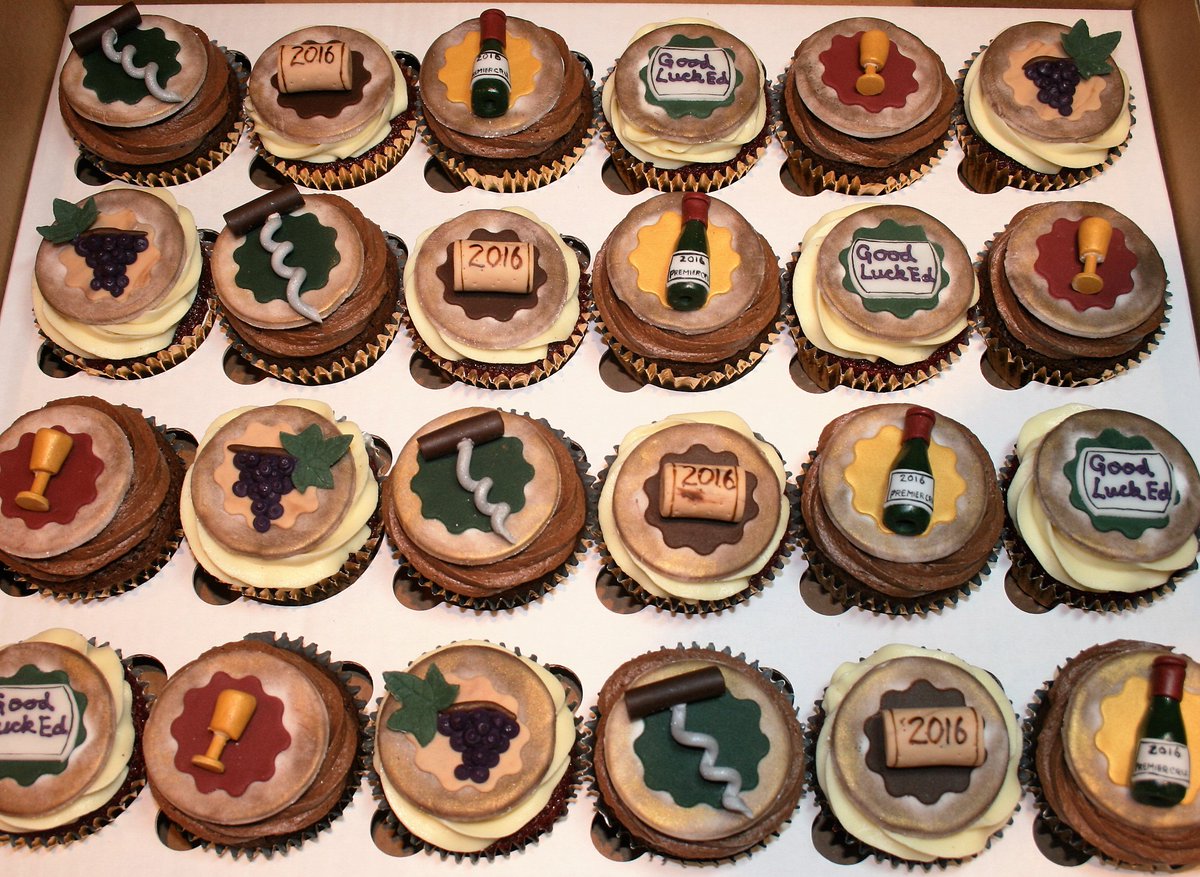 GemCakes_Tweet's tweet photo. #redwine #burgundy #corkscrew #cupcakes for @espritgroup last week :-) https://t.co/4wAcvkKrOO