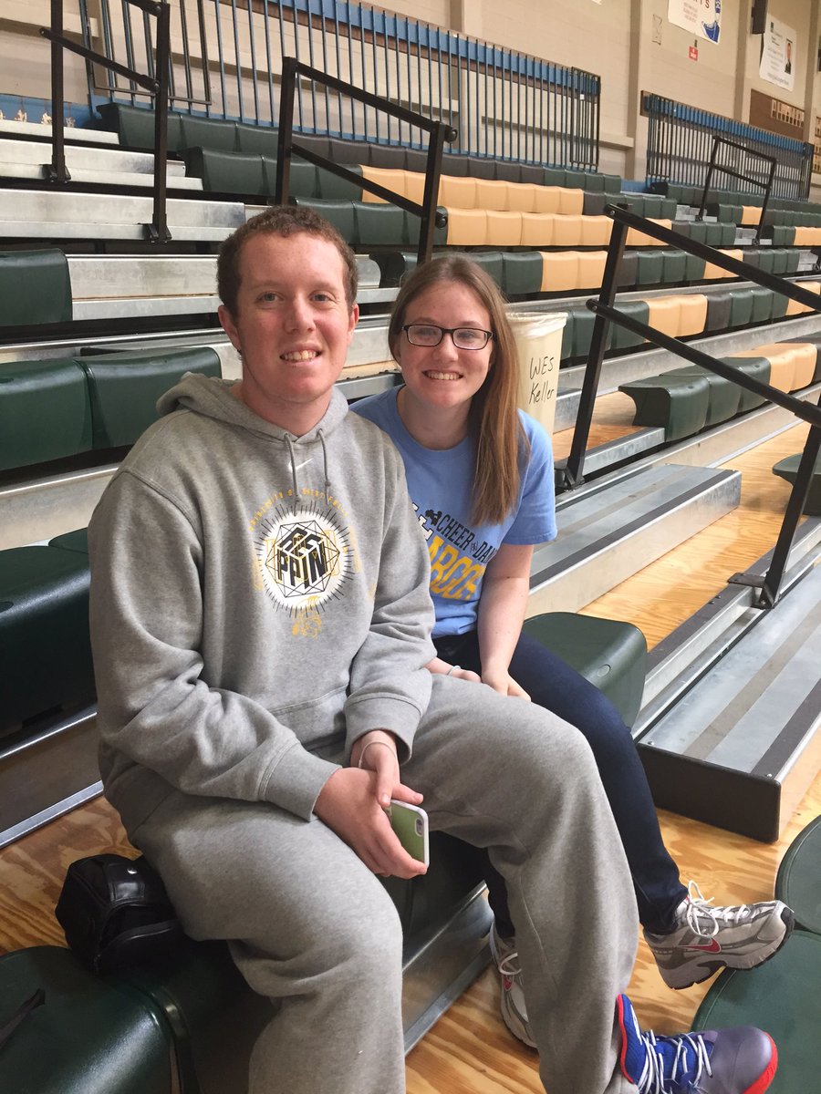 gump_jackie's tweet photo. Happy national sibling day!! So glad to call you my brother missing you so much see you in a month❤️ https://t.co/54JYgvel9l