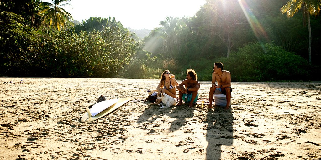 corona's tweet photo. Sayulita's long sunset: the best complement for good friends & a cool beer. 📷 : @morganmaassen #PostsFromParadise https://t.co/AhcDa2ecYa