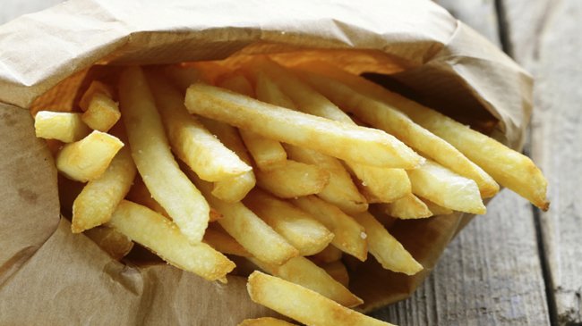 Cibodistrada's tweet photo. Patatine fritte perfette in soli 10 passi https://t.co/UbXmvbJpUD https://t.co/0hkag9MX3O