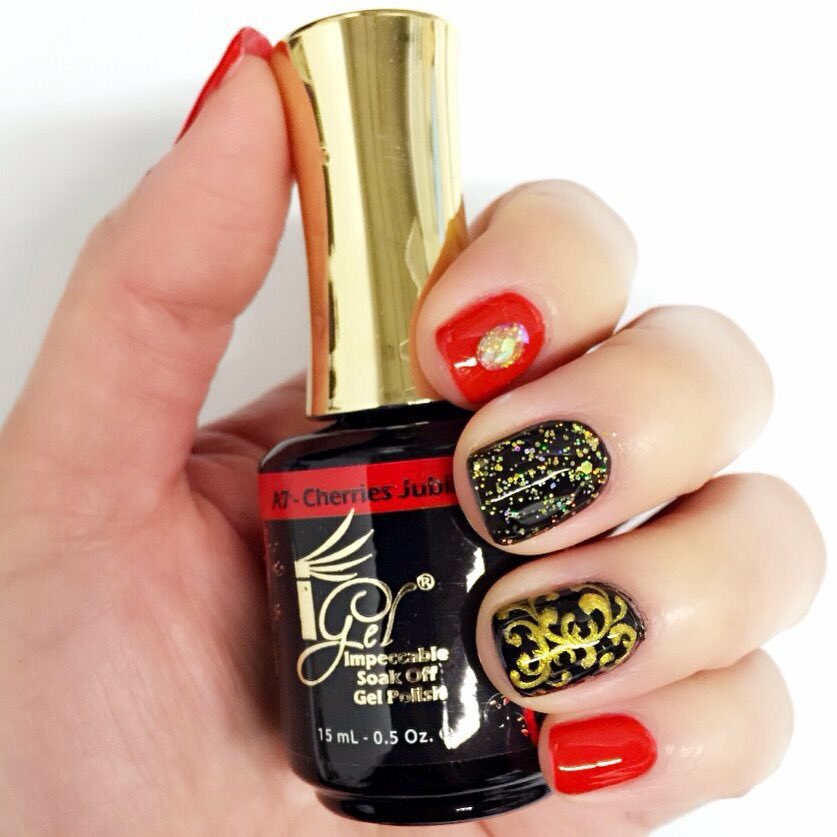 iGelBeauty's tweet photo. "Let's Party" hand painted nail art by @glitzynailsandspa using #igelbeauty #igelpolish #igelpaintinggel #igelmatch https://t.co/dD1OYA4SeB
