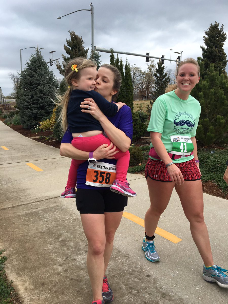 NBrookThomas's tweet photo. She's at it again. My wife the runner! Mile 13(ish) #hogeyehalfmarathon #SweetAdelaide https://t.co/MJ46HnzA9a