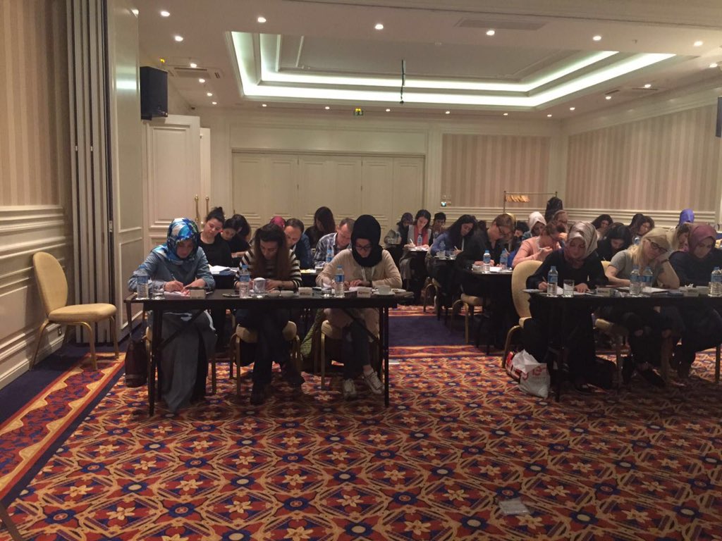 psikohaber's tweet photo. Çocuklar için BDT eğitimi 2. Gün eğitiminden kareler
APAMER AKTÜEL PSİKOLOJİ #bdtegitimi #cocukbdt #psikoloji https://t.co/jB8cKxc3Q8