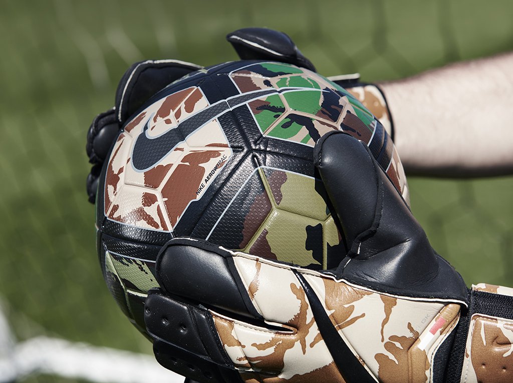 nike camo gloves football