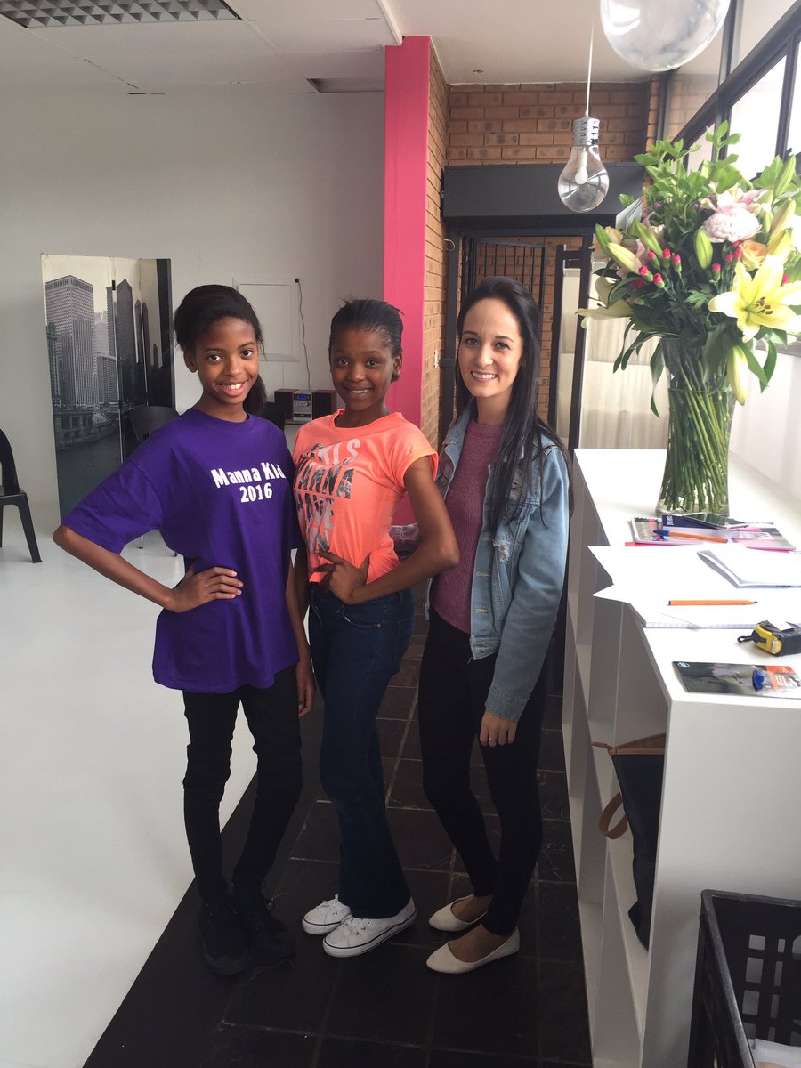 LimpopoModeling's tweet photo. Our #SaBeauty Branch in Centurion opened! @Katrynbutterfly @pictureperfect https://t.co/kInYynGXmQ