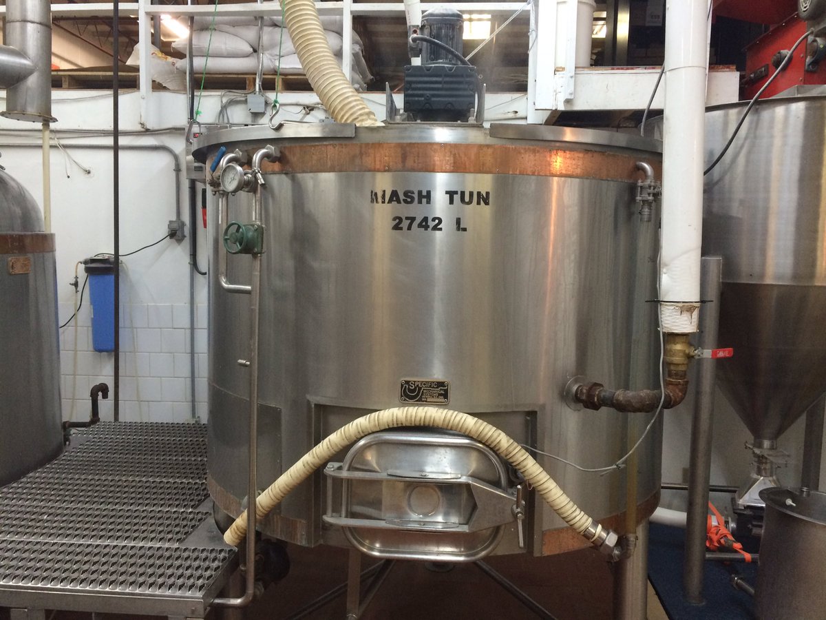 EdmHomebrewers's tweet photo. #BIGBREW2016 is underway! Remember to bring cash to pay for your carboy and for the BBQ and beverages. https://t.co/DMXaGkM4JS