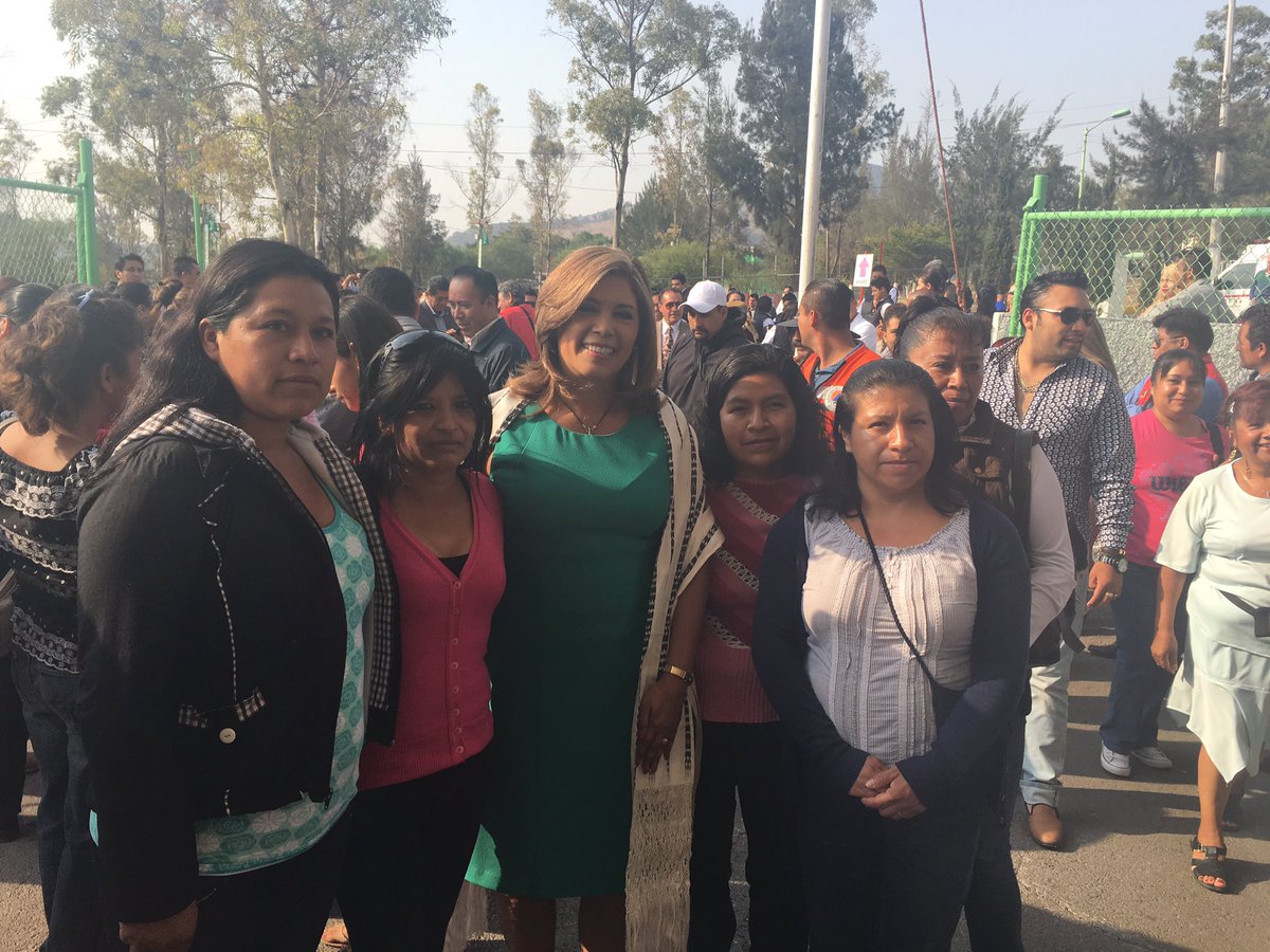 Bren_Alvarado's tweet photo. Es un gusto asistir al informe de nuestro presidente municipal @indalecio_r_v Soy testigo del avance de Ecatepec https://t.co/DQRZcXNLCf