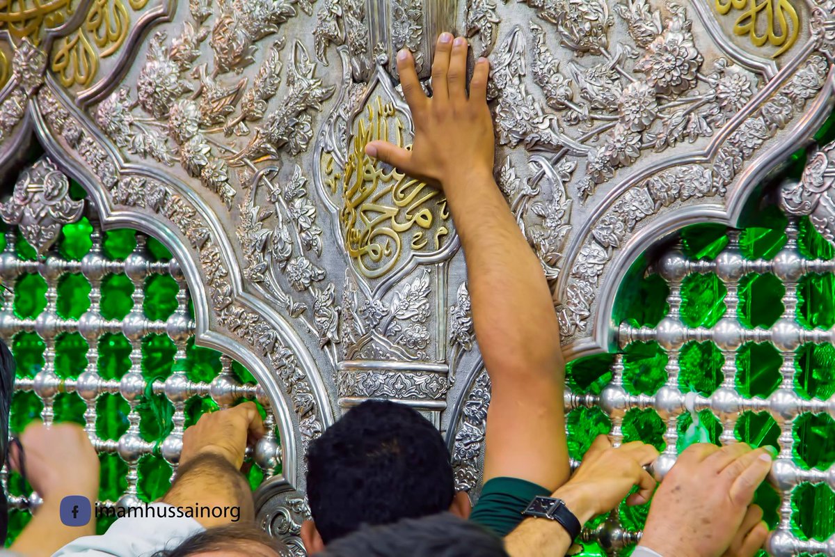imamhussainorg's tweet photo. "  يا أيها الذين آمنوا اتقوا الله وابتغوا إليه الوسيلة "
 سورة المائدة/35.
#الامام_الحسين
#العتبة_الحسينية_المقدسة https://t.co/WCi6COQ3hM