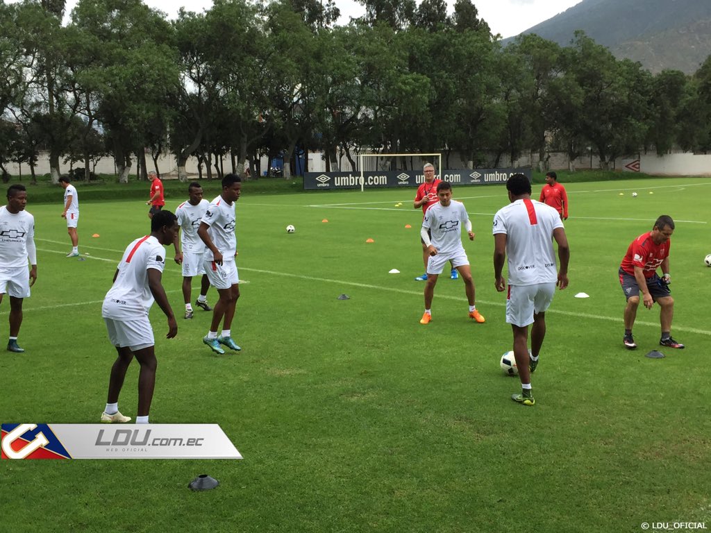 LDU_Oficial's tweet photo. Hay que seguir trabajando, pronto volveremos al camino del triunfo, el fútbol siempre nos da revanchas.

#VamosLIGA https://t.co/4uDfkYKVSq