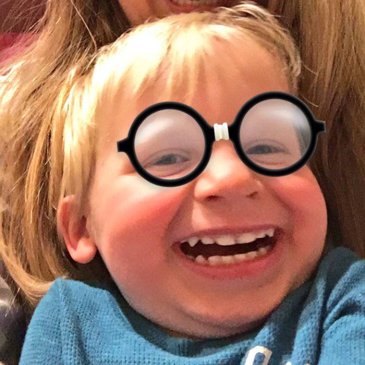 kimimo14's tweet photo. Never a dull moment with this kid 😂 Laughed so hard I ended up crying over these snapchat filters https://t.co/JOtfdOhnJ7