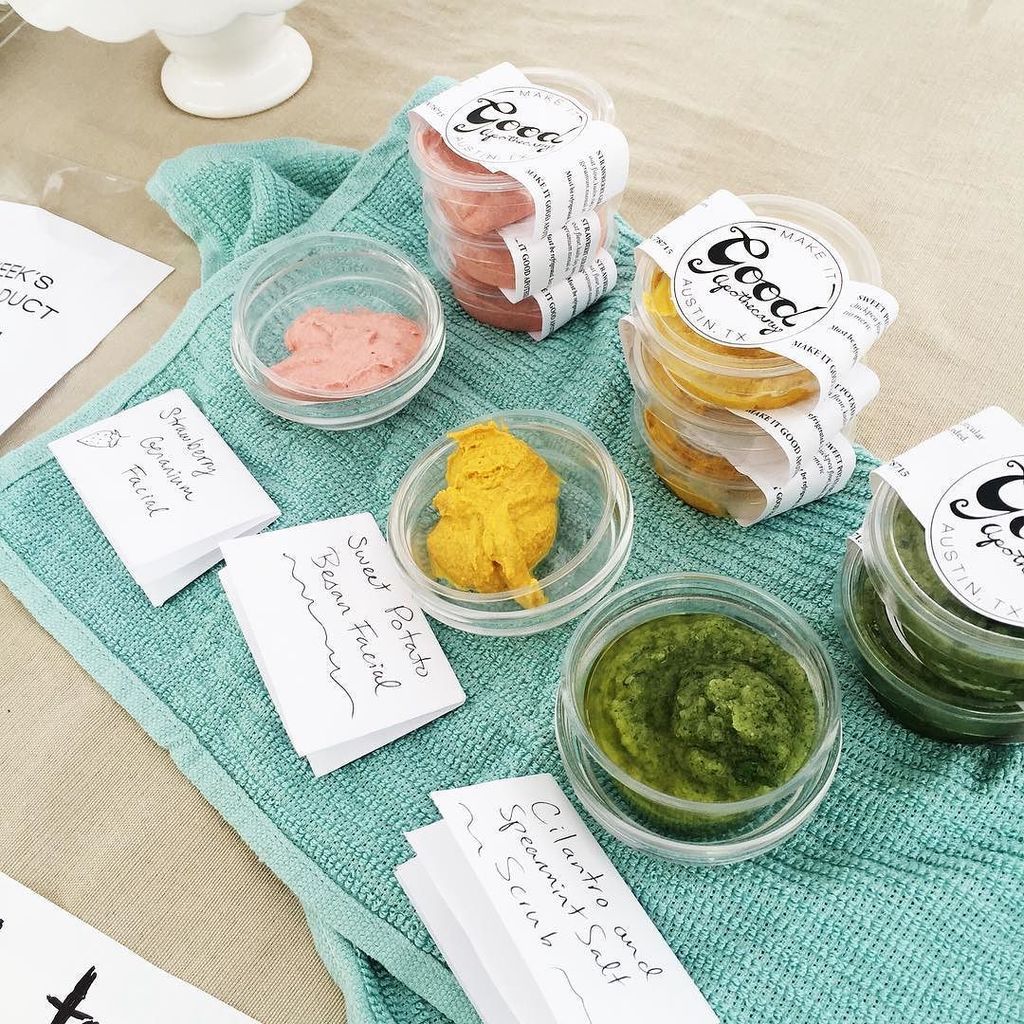MakeItGoodApoth's tweet image. Fresh goodies for you today at @texasfarmersmarket! Strawberry Geranium Facial, Sweet Potato Besan Facial, and Cila…