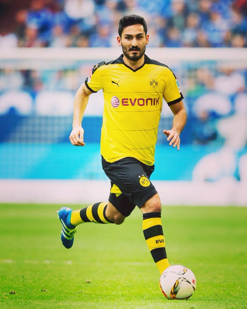 IlkayGuendogan's tweet image. Finally back on the pitch again! ⚽ ... In the end 2:2 against the blues! #68points #2016StillUnbeaten #S04BVB @BVB