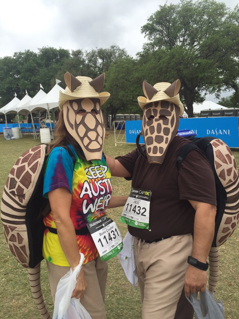 catrcardenas's tweet image. Finally spotted the famous #cap10k armadillos #capcostumes #reportingUT