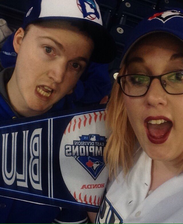 randi_anne's tweet photo. Sunday fun day! @BlueJays #ourmoment #bushparty https://t.co/IjfIPyVwmy