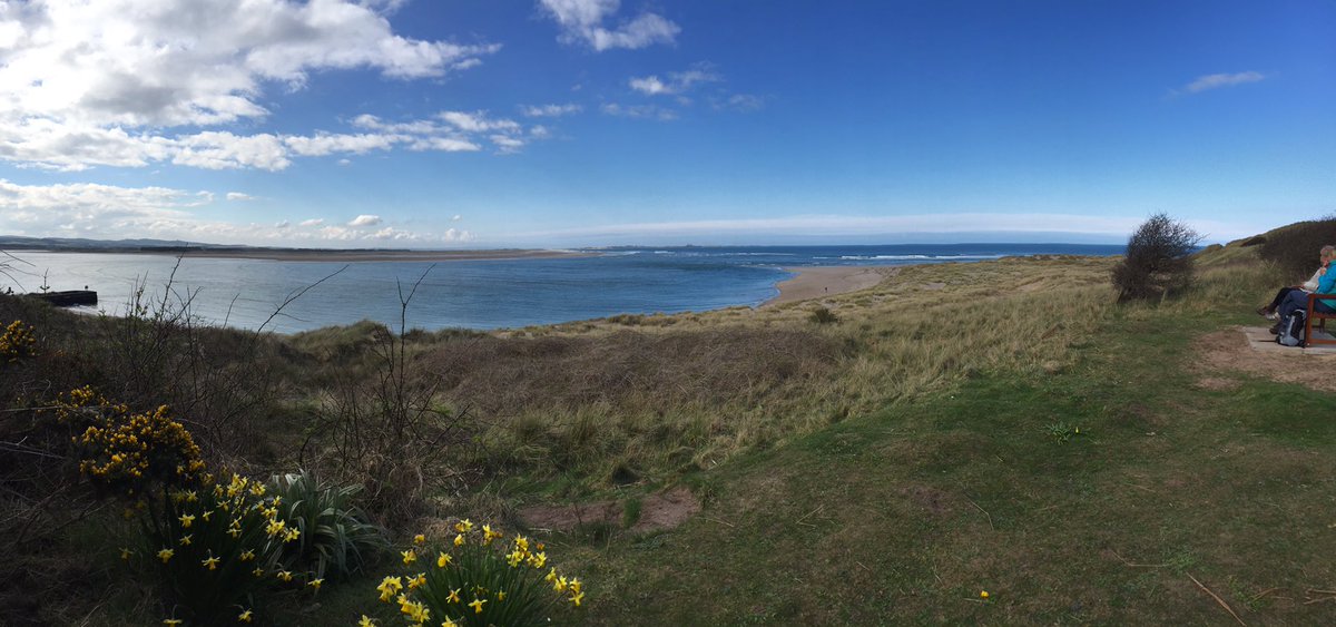 RachelN_books's tweet photo. Not so grim up north #Northumberland #Springrime #sunshine #Bamburgh https://t.co/eUDFXmuT5Q