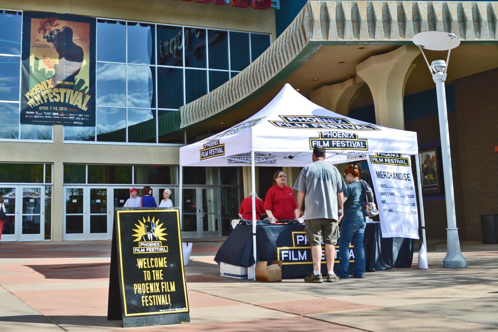 Phoenix Film Festival 2016: Arizona films shined on Saturday nerdvanamedia.com/events/phoenix…
