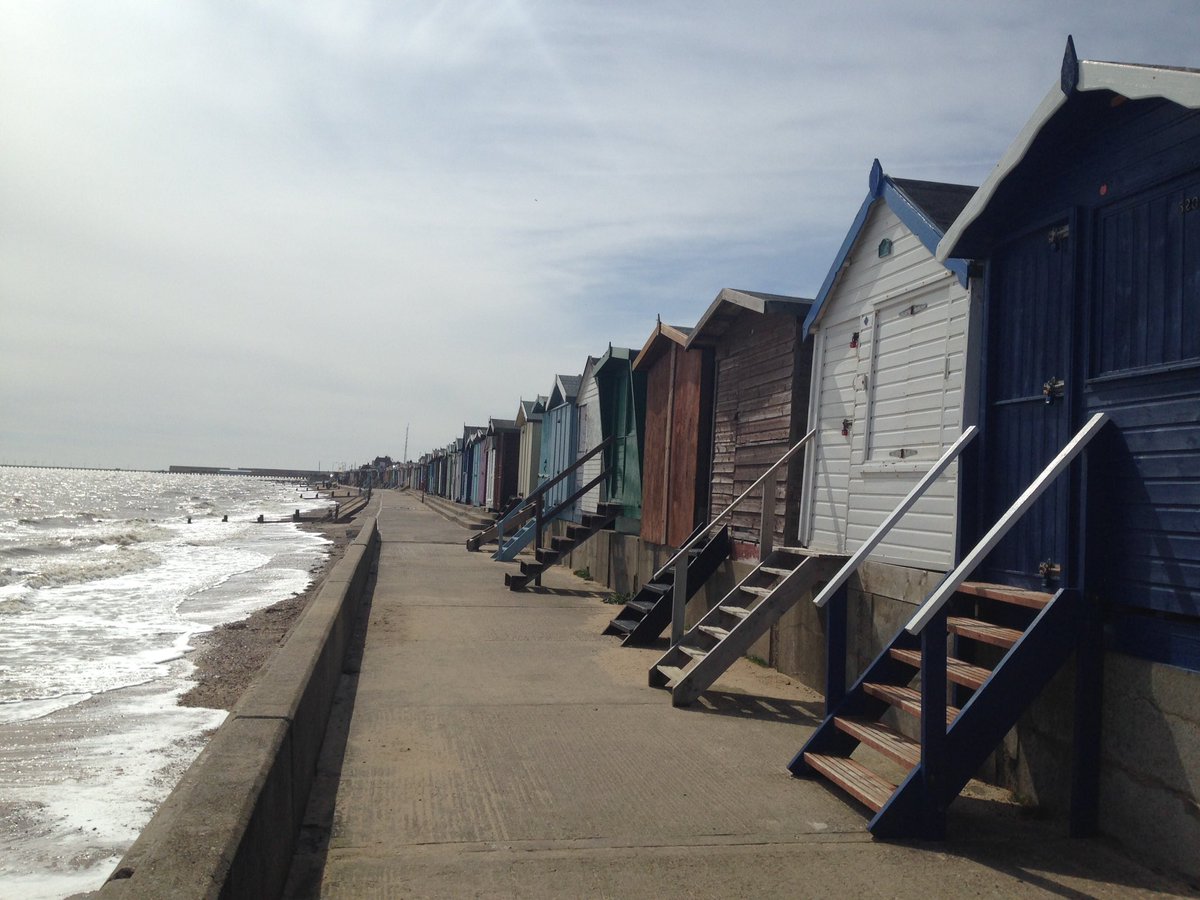 leemadeit's tweet photo. Never get bored of visiting the seaside https://t.co/D9v8jEsny1