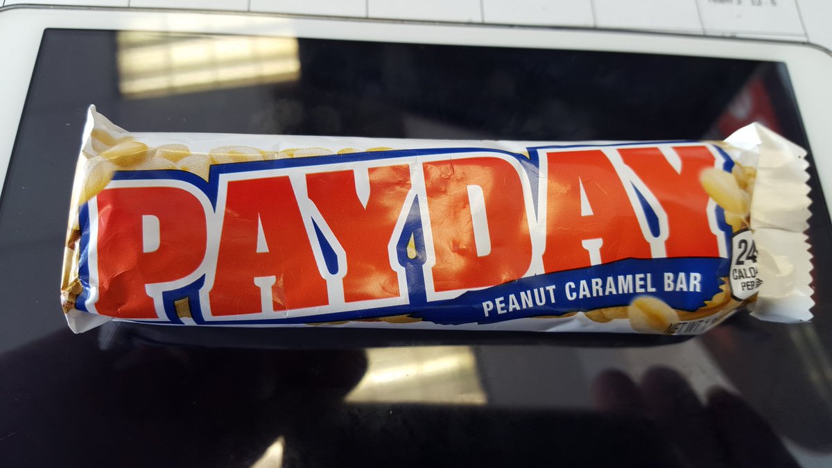JaqueTheSnaqe's tweet photo. #Payday. My favorite day of the week! @Hersheys #LovePayday #FDOTW #Favoritecandybar #ILOVEPAYDAY https://t.co/mZm8jjBQ8o