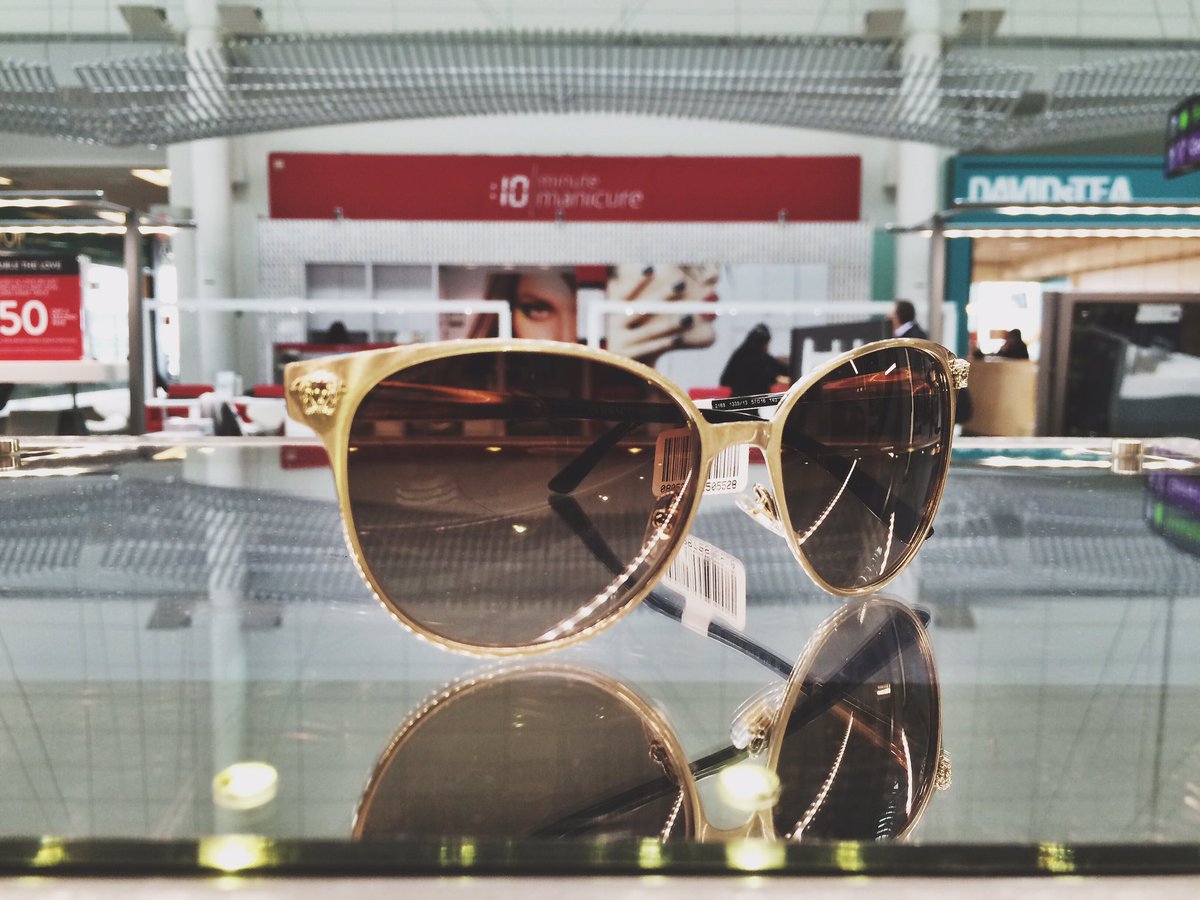 SGH2977's tweet photo. We just can't get enough of that Medusa decor! 🔥

#MedusaDecor #Versace
#ShadesOfYou #SGHCanada https://t.co/jKN9deN2Zw