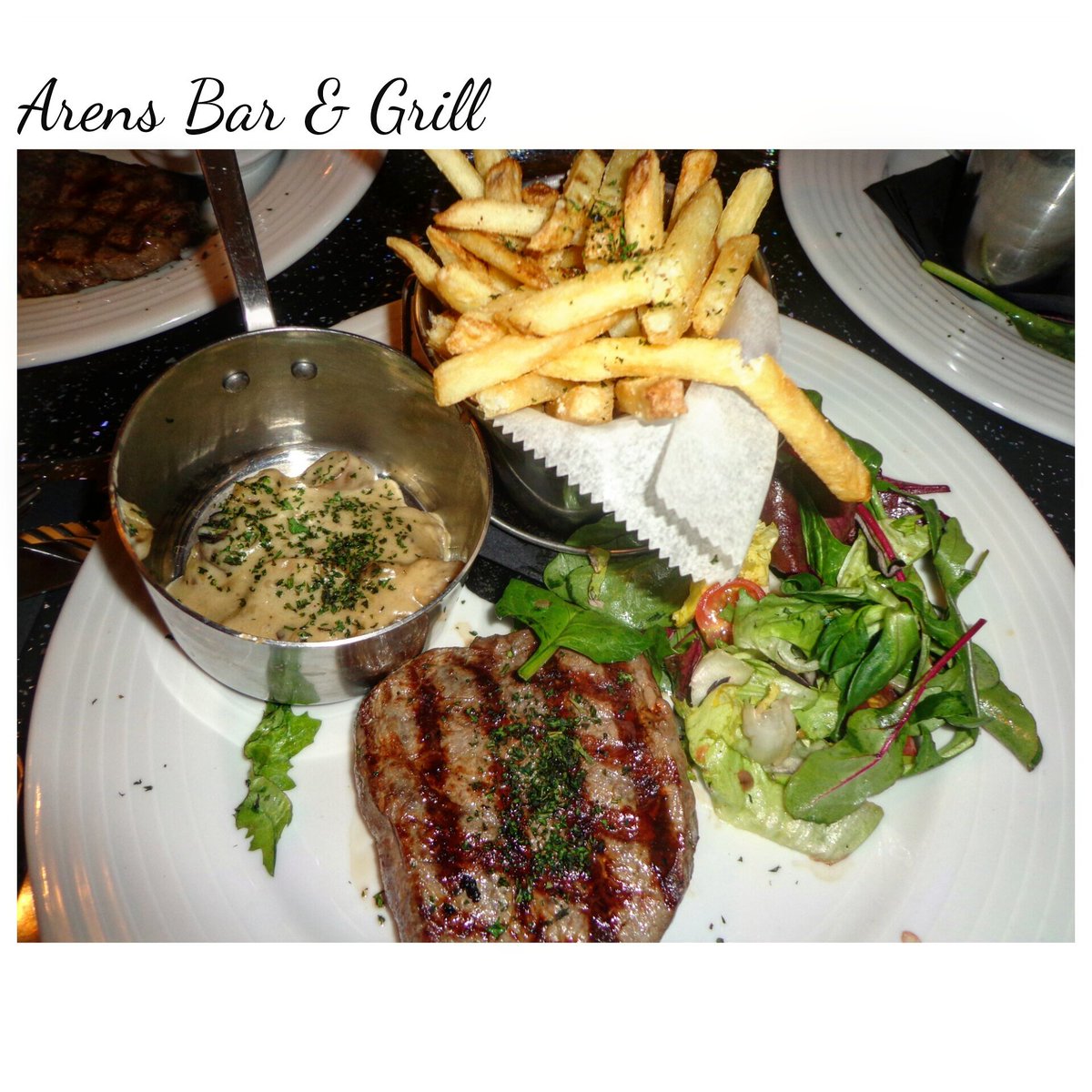 ShellMalham's tweet photo. My amazing steak Bday dinner at @ArensBar 😍 Definitely going back! 👌 #bdaydinner #arensbar https://t.co/6gov9ZuPsN