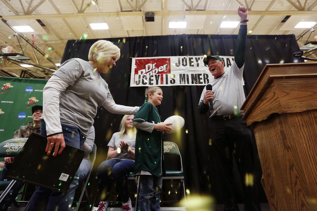 MissouriSandT's tweet photo. .@minersports helps Wish Kid Joey realize his dream #MakeAWish @makeawishmo https://t.co/pXIgaUGqWW https://t.co/sXiDLJy3d0