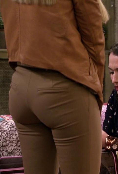 Beth Behrs. booty every single time. 