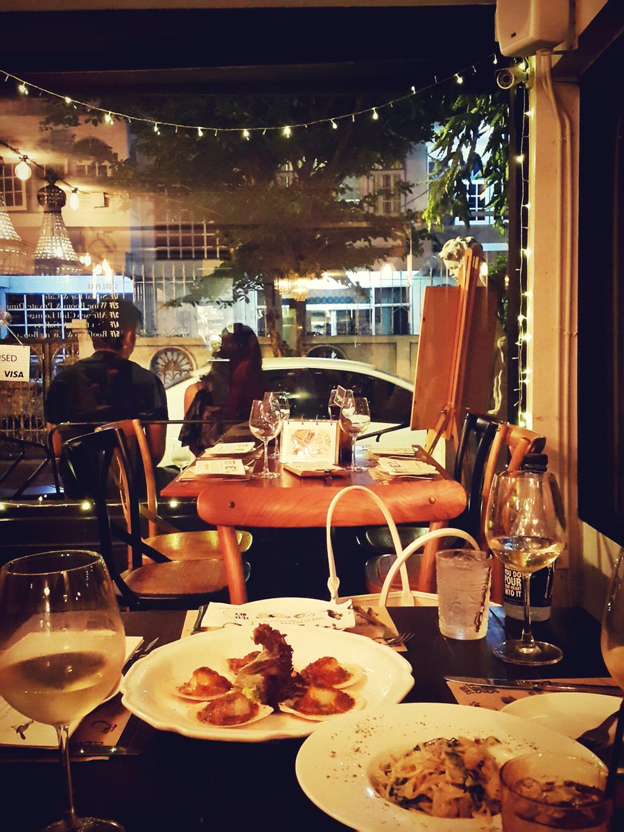 santa_satan's tweet image. Tete Et Nez ร้านสวยแนวยุโรป มีทีเด็ดใข้น้ำหอมปรุงเครื่องดื่ม​ อาหารอร่อย​ ไม่แพง​ #อร่อยไปแดก #อร่อยนะรู้ยัง @aroii