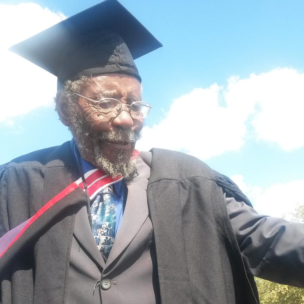 mbathanosipho's tweet photo. Wozejozini zobona izimanga https://t.co/wyTQdOZLhz
