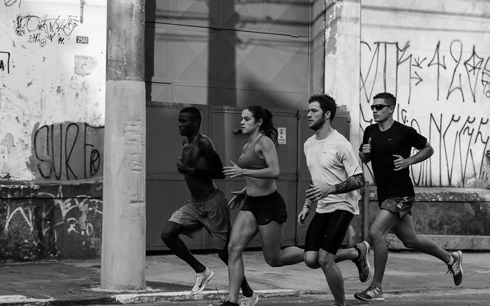 LUNES 11 ABRIL 10h-14h #evasionrunning VLC C/Hernández Lázaro estará CERRADA POR INVENTARIO. Nos vemos de 17 a 20.30