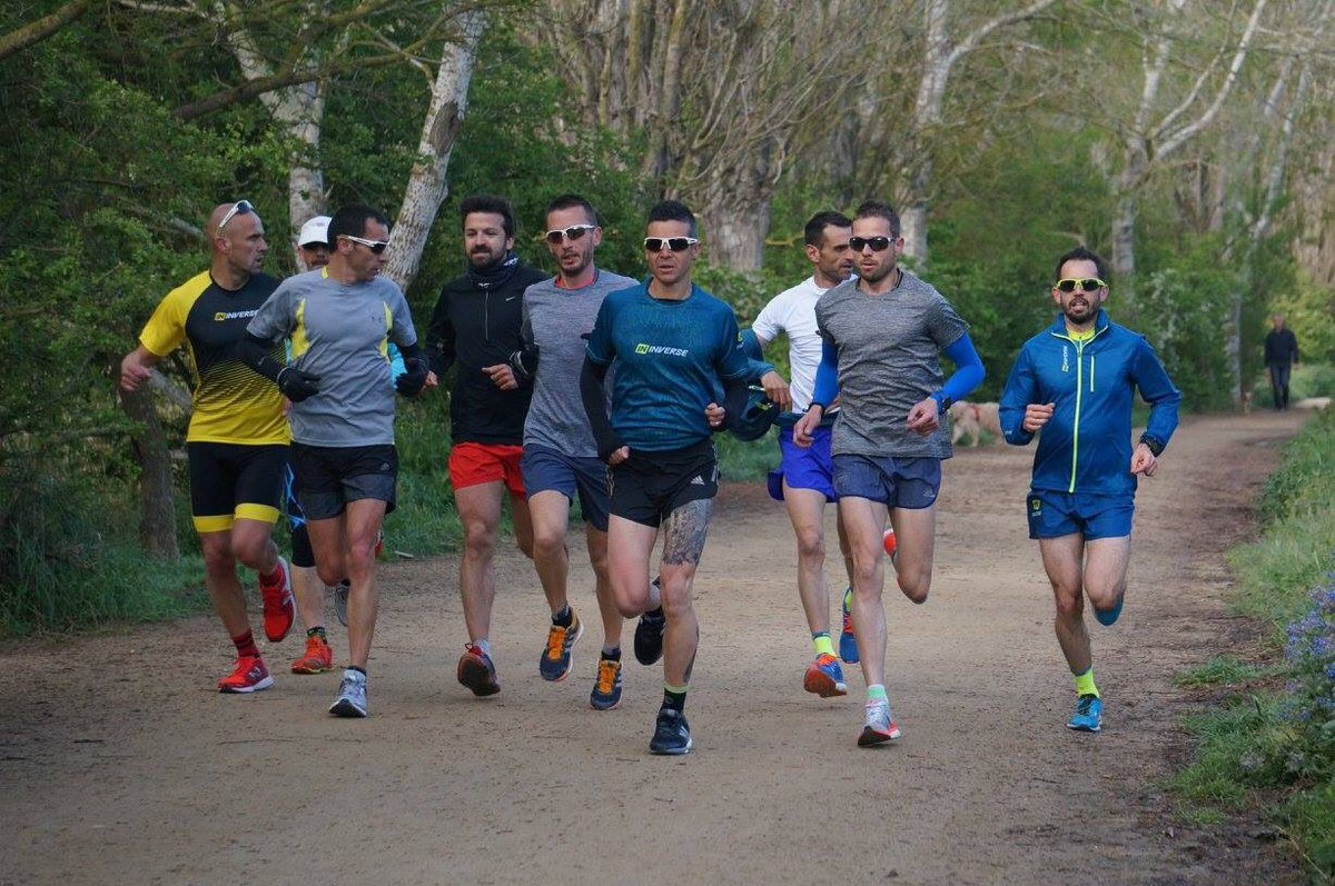 Buen ambiente esta mañana en el #circuitomolon Cerdanyola.Rodar asi es mas facil!!! La proxima donde?📸 <a href="/Social_Phi/">Eva Sánchez</a>