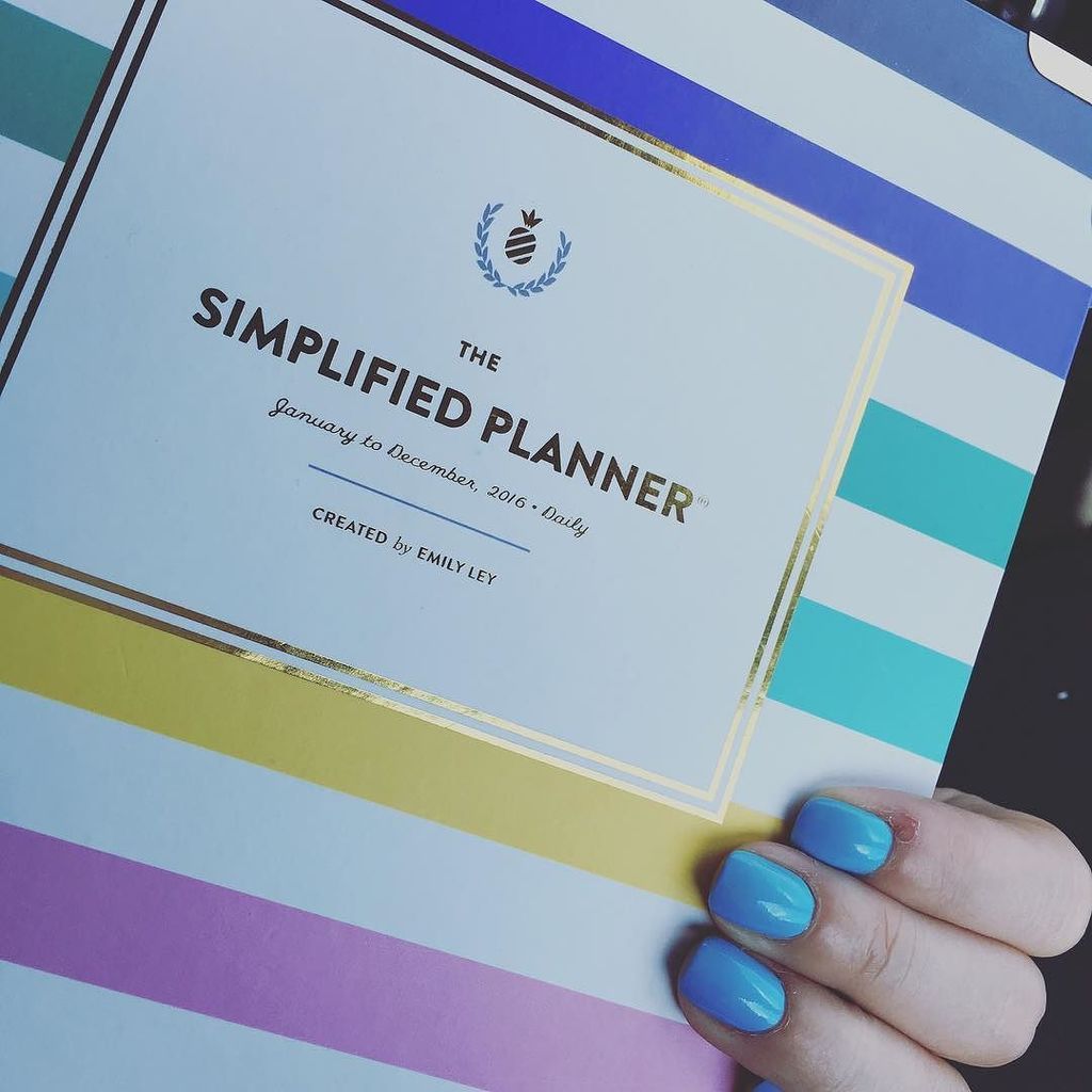 jennifergerlock's tweet photo. The secret to a successful and productive week? Sunday planning! #simplifiedplanner #2016g… https://t.co/nKQJOW9nMM https://t.co/lcRLmsfibs