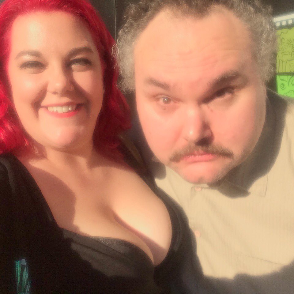 SvelteCorpse's tweet image. @CErnstHarth it was awesome meeting you last night! #spnfanmovie #dinnerbuddies #SPNFamily #spn #sloth