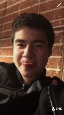 lowquality5sos's tweet photo. https://t.co/aAvDZYfHe8