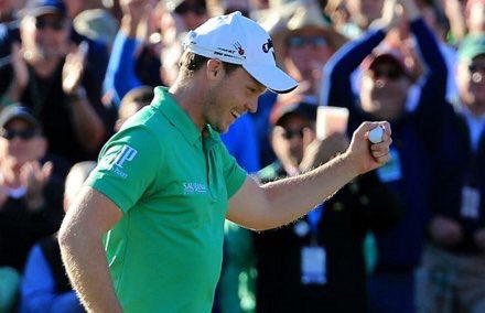 Anthony Joshua World Heavyweight Champion ✅

Danny Willett Masters Champion ✅

What a weekend for English sport 👊🏽⛳️