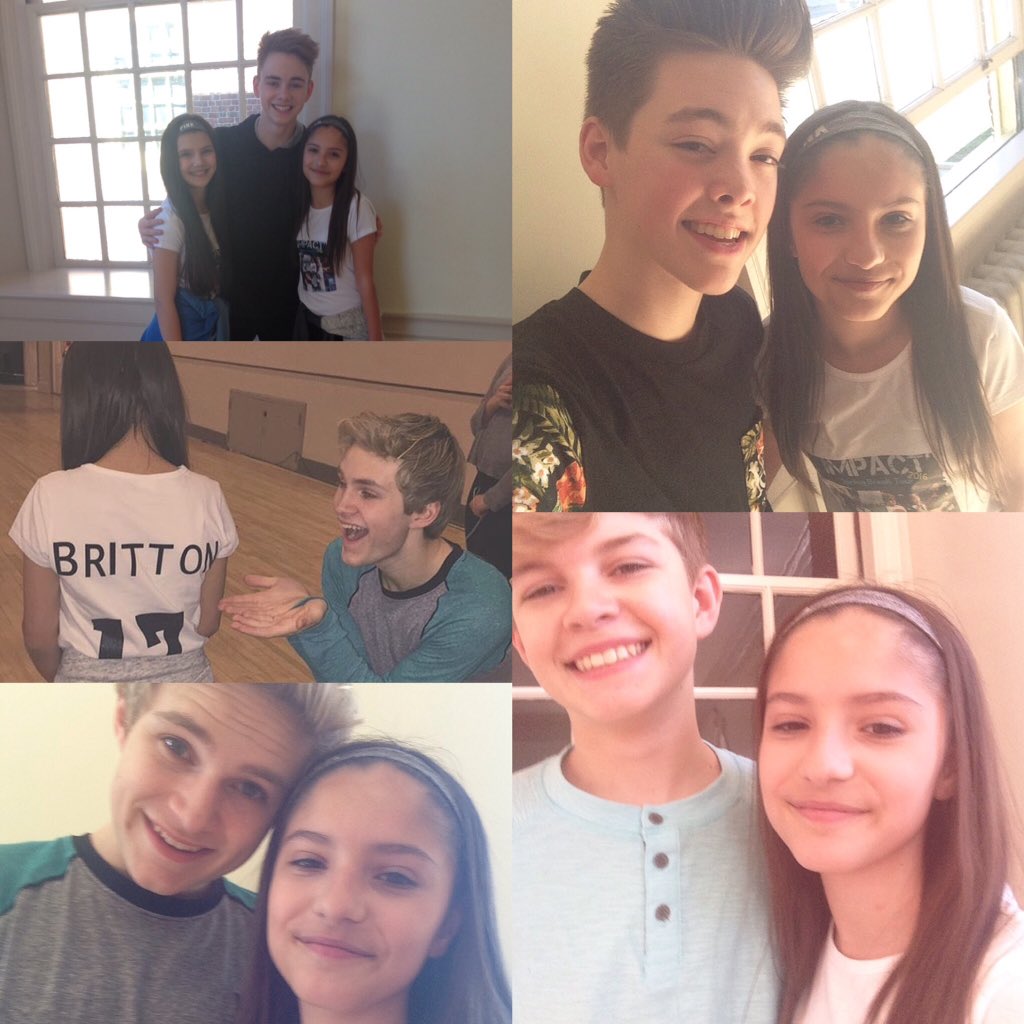 rebekah22xox's tweet photo. @ImpactMeetGreet take me back to #impactboston ASAP u all made a impact in my life❤️ https://t.co/xYIiBfLsjm