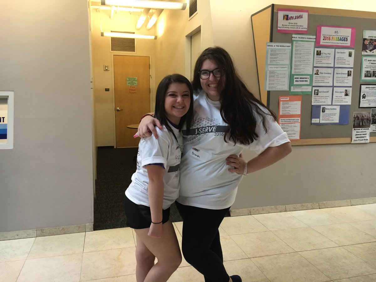 mtnsunshine47's tweet photo. check out @MTNChazonit and I kickin' it at J Serve!!💙💛 https://t.co/VI3dCXH7rA