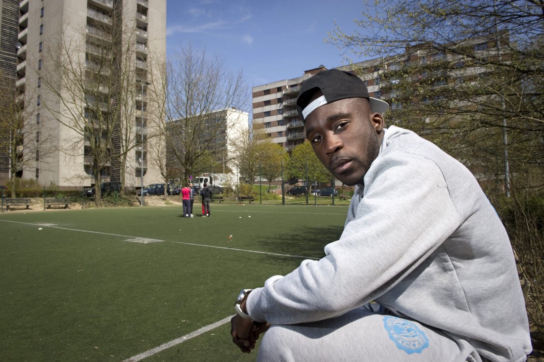 madeinb2015's tweet photo. Hervé Kage fête ses 27 ans aujourd'hui. Joyeux anniversaire #madeinb#mib https://t.co/tceYVPt7dz