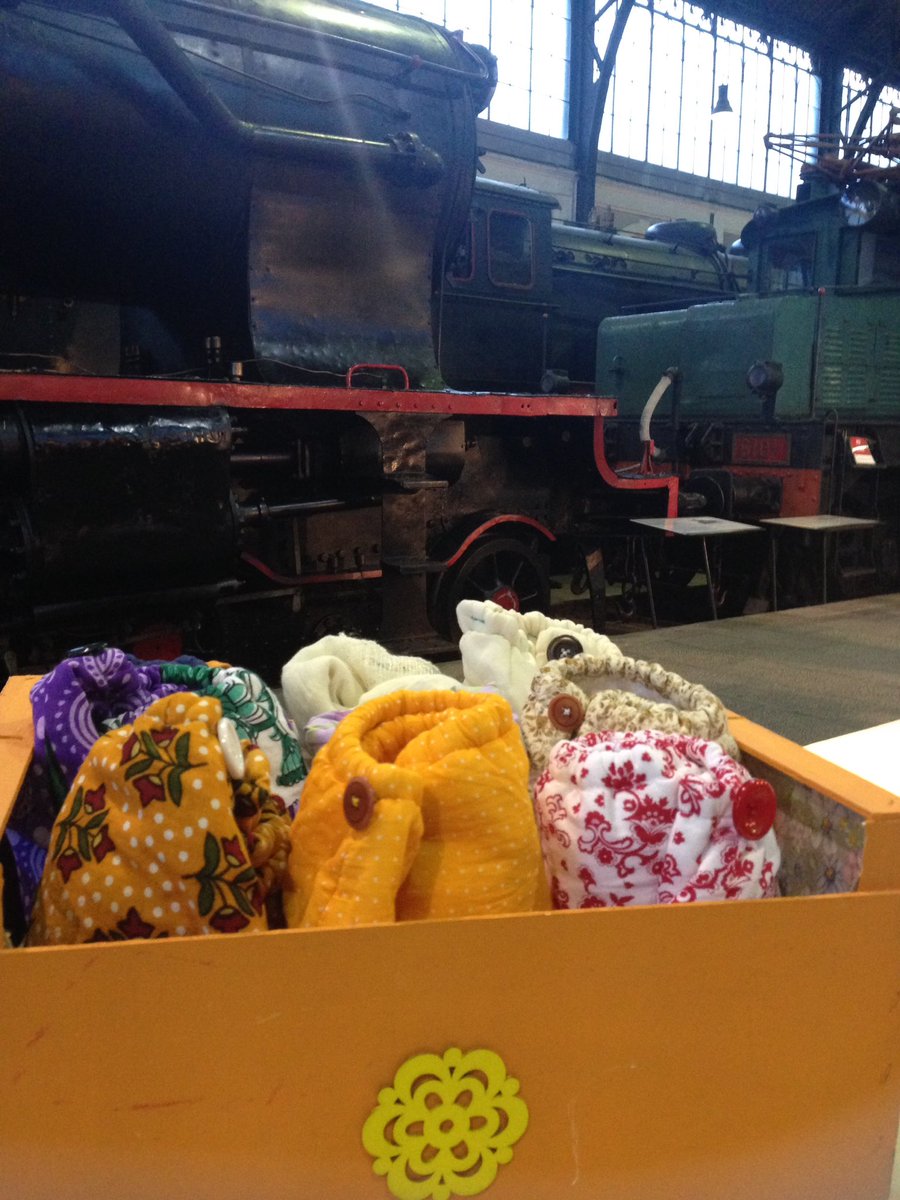 Tq72E's tweet photo. Ha llegado a su fin el mercadillo en el museo del ferrocarril! Un sitio precioso al que volveremos muy pronto!! 😃 https://t.co/pZHxVV91PT