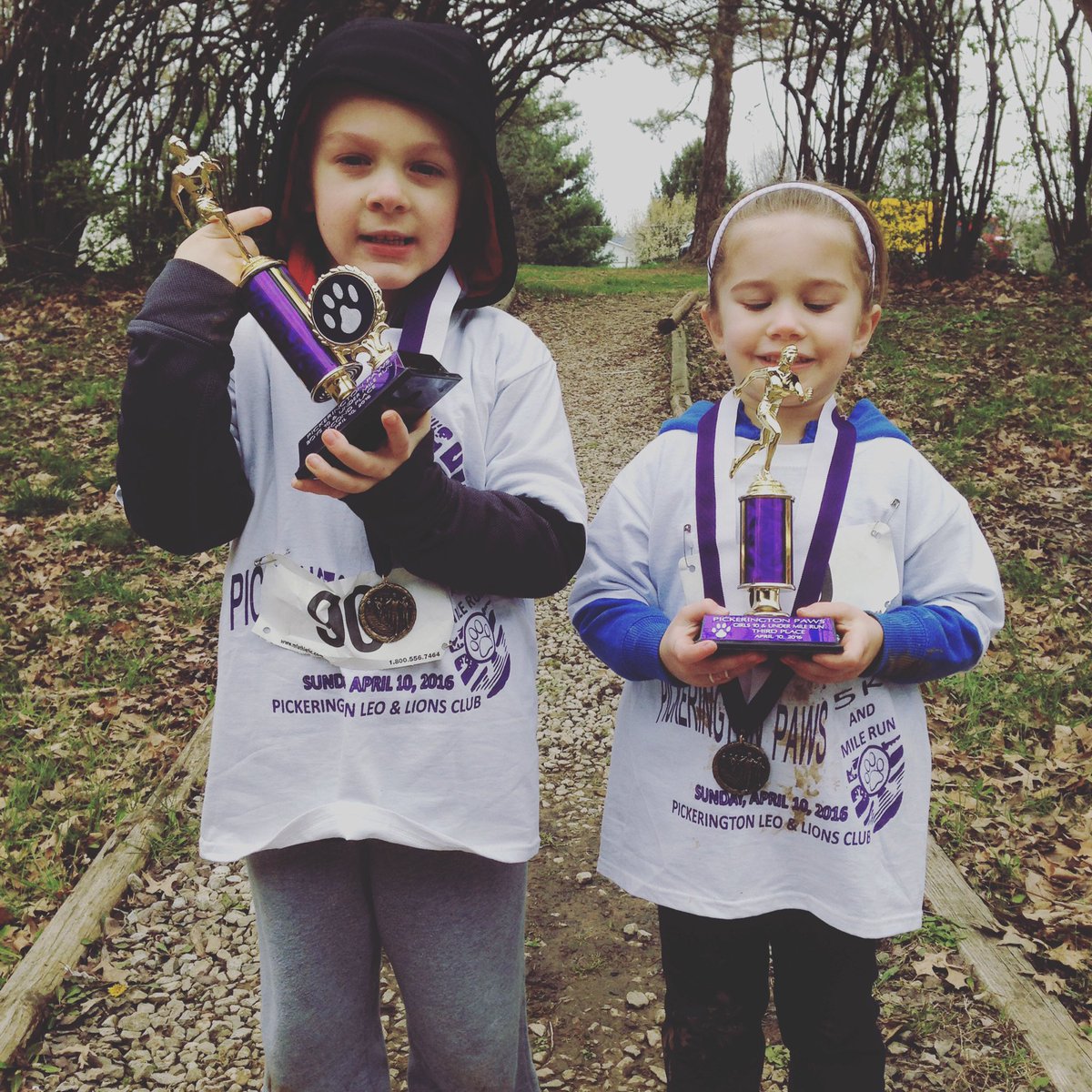 bryanna1113's tweet photo. #pilotdogs #5k. My budding runners!! https://t.co/9yn41XgIUU