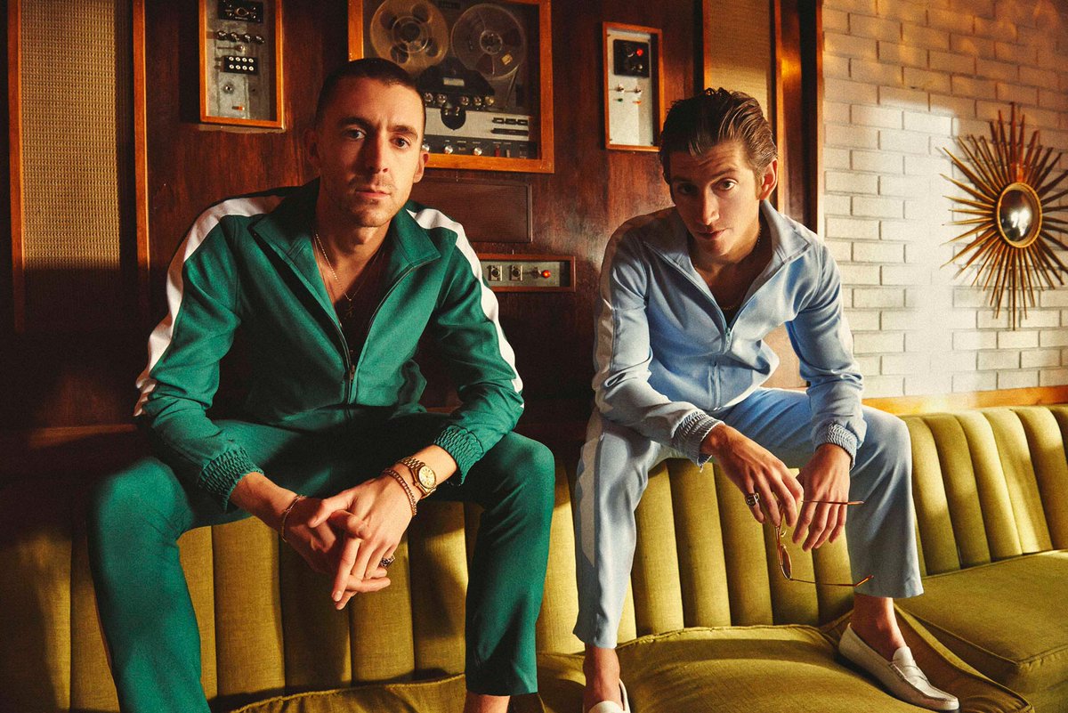 RecCollMag's tweet photo. They fought velour and velour won. Our review of the new @tlsp album https://t.co/DTtIbegaVp https://t.co/jXu32qKWkb