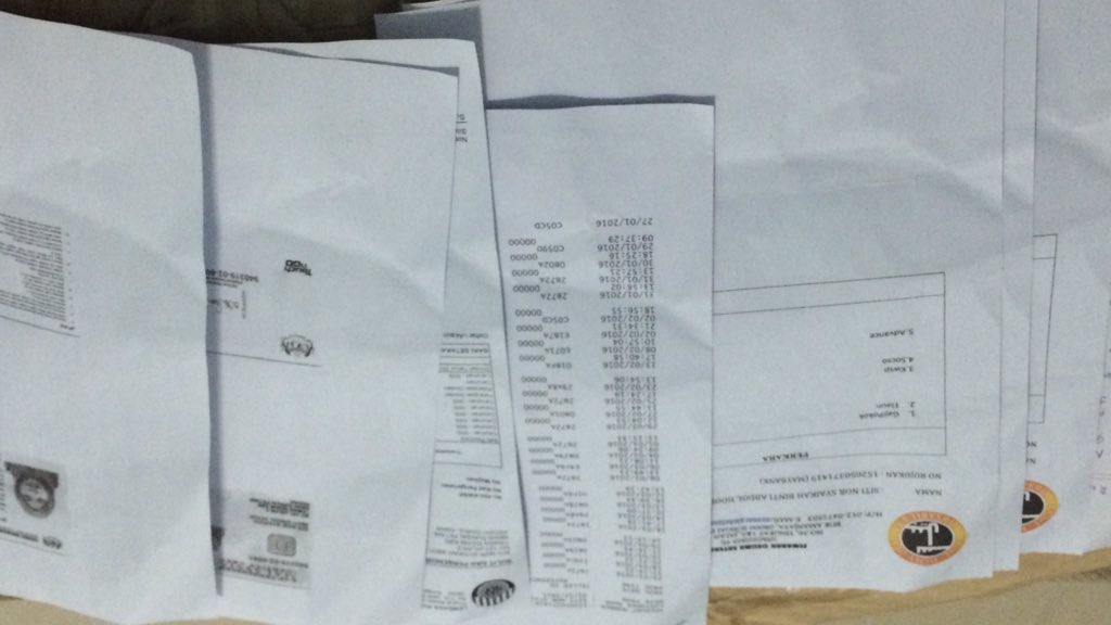 MuhammadFareast's tweet photo. 3 orang customer dah submit dokumen hari sabtu lepas. Semoga dipermudahkan. 
#usahawankerjayapilihan #usecarGO https://t.co/88yN4gVGnI